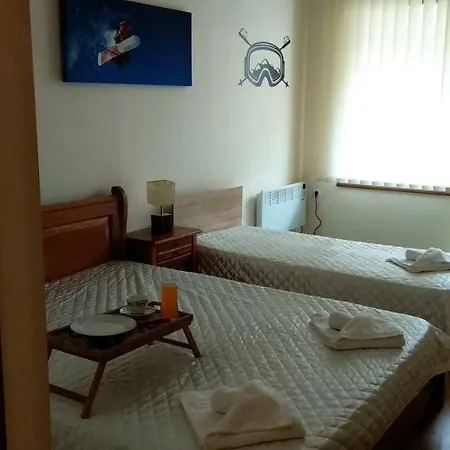 Pine Tree 2 - B7 Апартаменты Банско