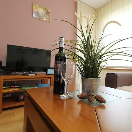 Апартаменты Pine Tree 2 - B7 *