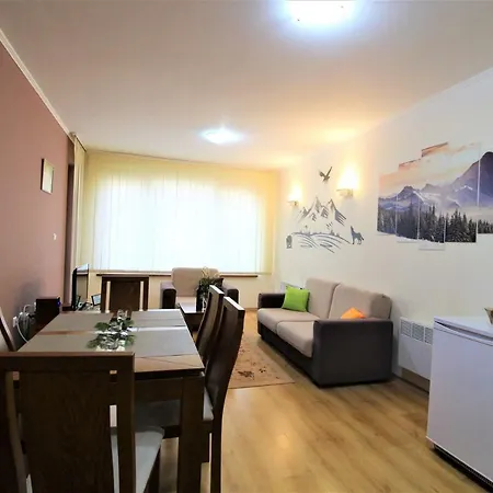 Pine Tree 2 - B7 Апартаменты *