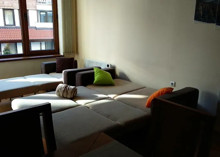 Pine Tree 2 - B7 아파트