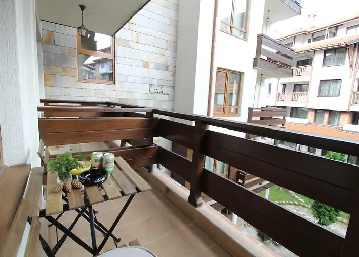 Pine Tree 2 - B7 * 班斯科