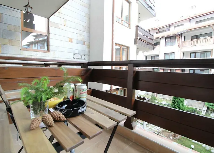 Pine Tree 2 - B7 * 班斯科